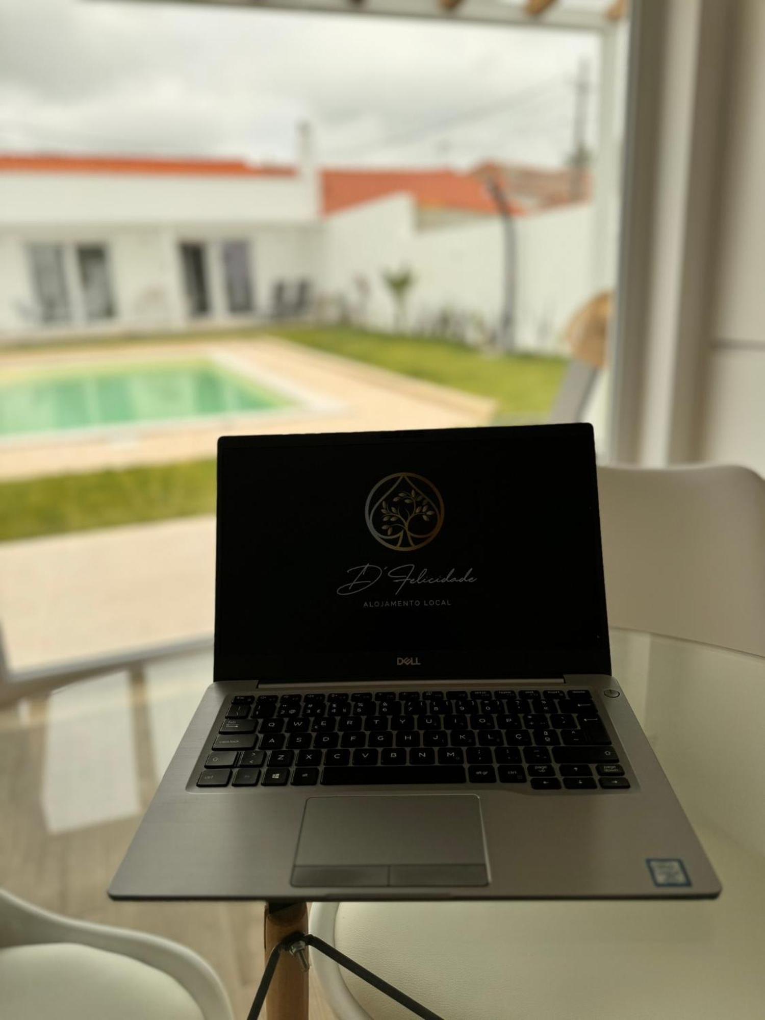 D'Felicidade Caldas Da Rainha Rom bilde